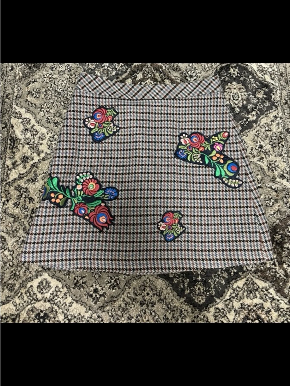 ZARA BROWN FLORAL HOUNDSTOOTH PLAID MINI SKIRT WITH FLOWERS  size S - Picture 2 of 5